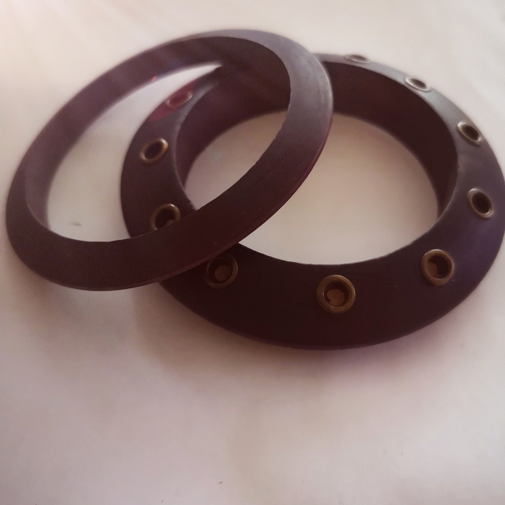 Wood bangles set